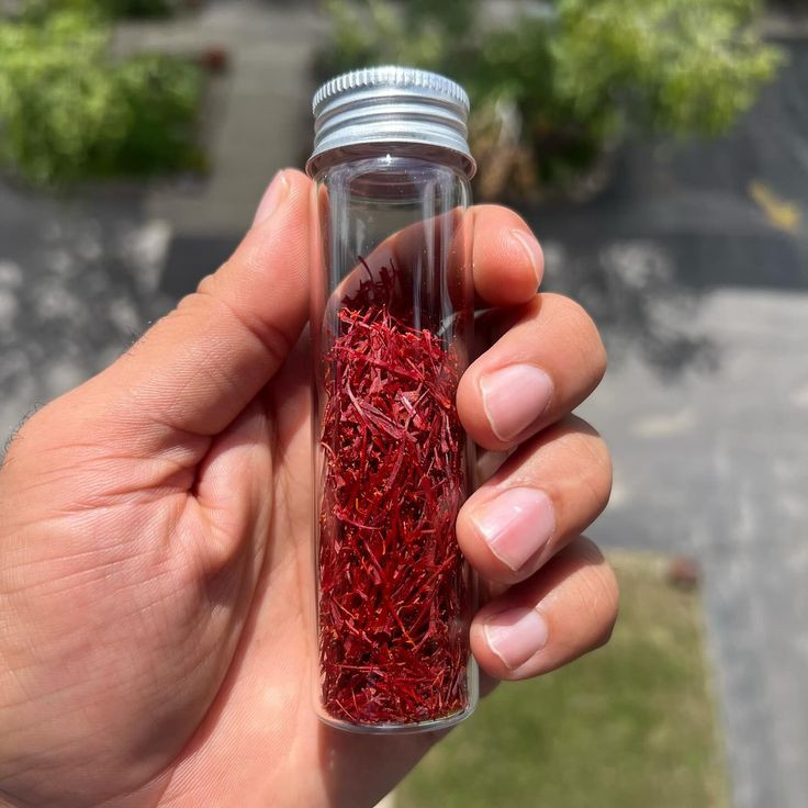 زعفران نگینی ۱ گرمی